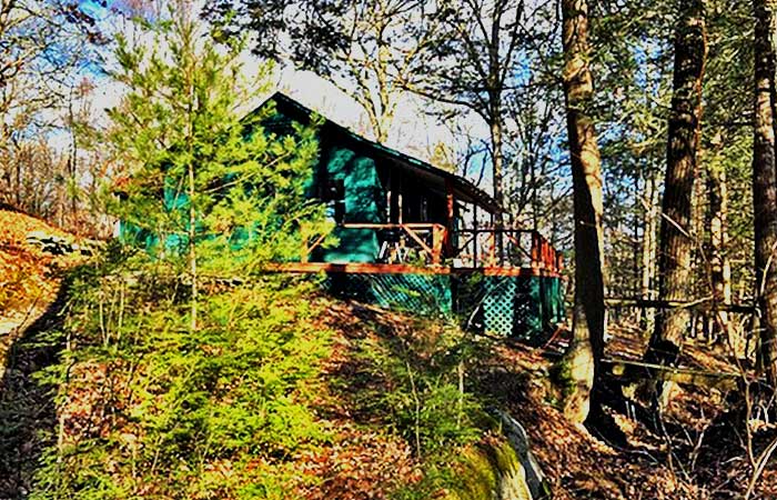 Millrift Waterfall Cabin Exterior