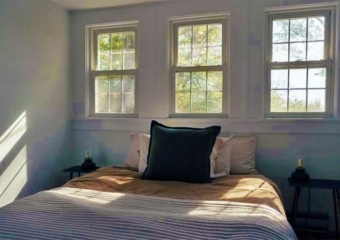 Modern Barryville Cottage Bedroom