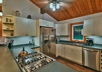 Modern Rustic 30 Acre Cabin Kitchen