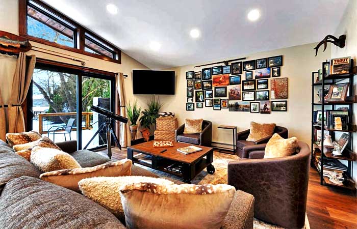 Mohawk Estates Living Room
