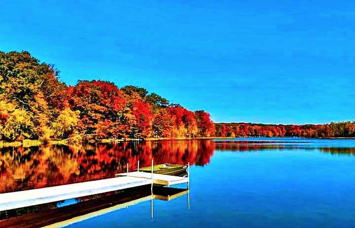 Monarch Cottage Lake View