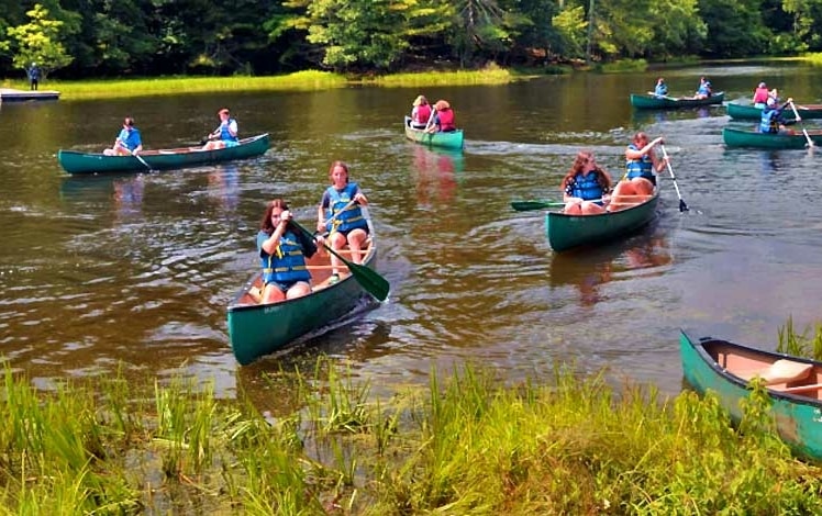 Monroe County Conservation Camp kids in canoes