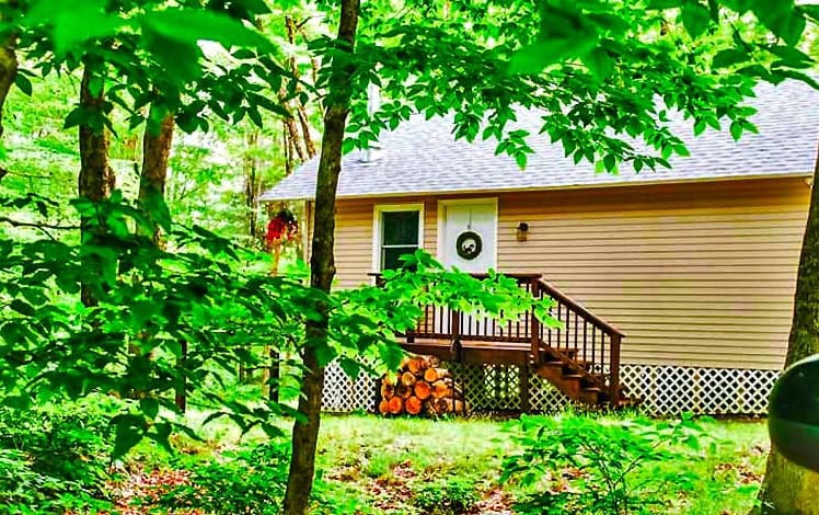 Moss Hollow Cabin Exterior