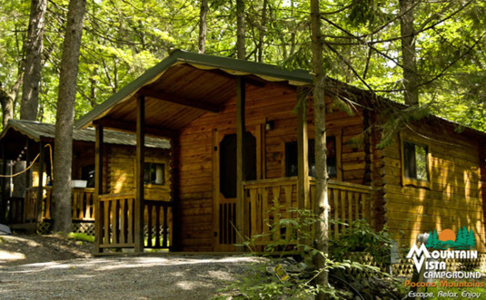 Mountain-Vista-Pocono cabins on the hillside