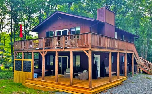 Pa Pocono Chalet Exterior