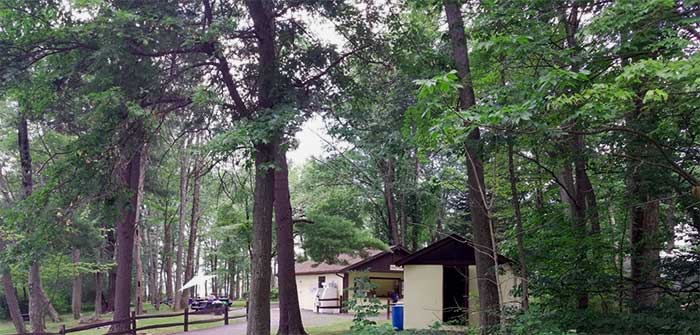 Palmyra-Public-Beach-snack-bar-and-restrooms