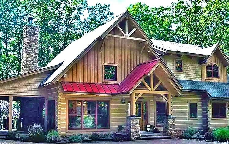 Paupack Lodge at Silver Birches front exterior