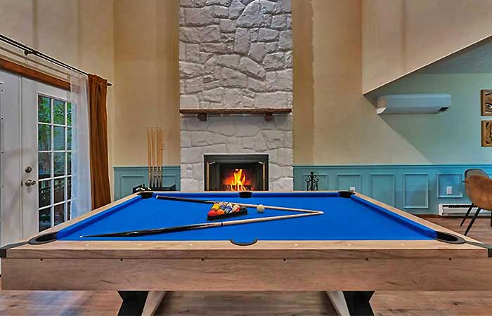 Penn Estates Retreat Pool Table