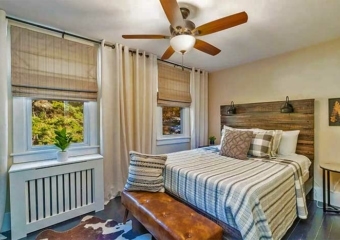 Pine Hill Lodge Bedroom
