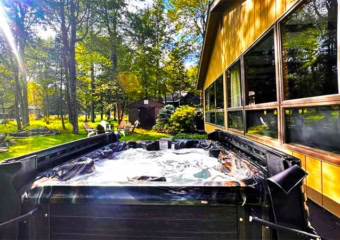 Pines and Needles Hot Tub