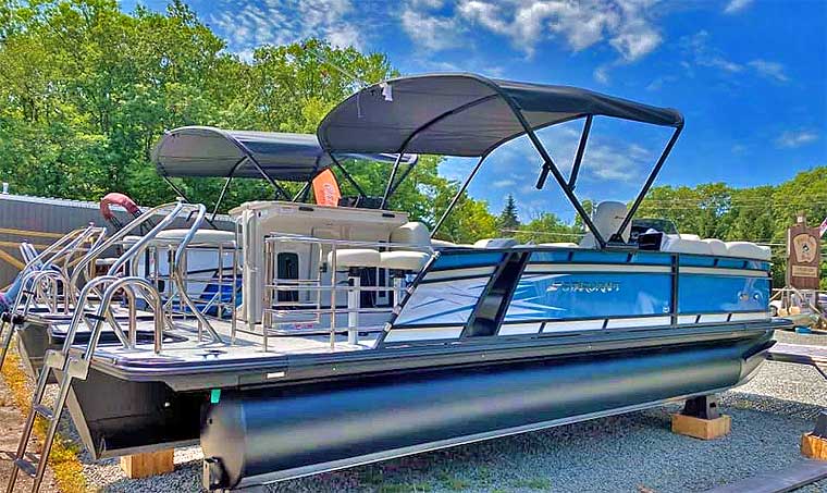 Pirate's Cove Marina Boat