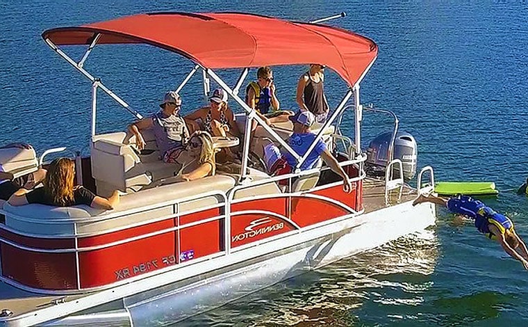 Pocono Action Sports group on boat on lake wallenpaupack