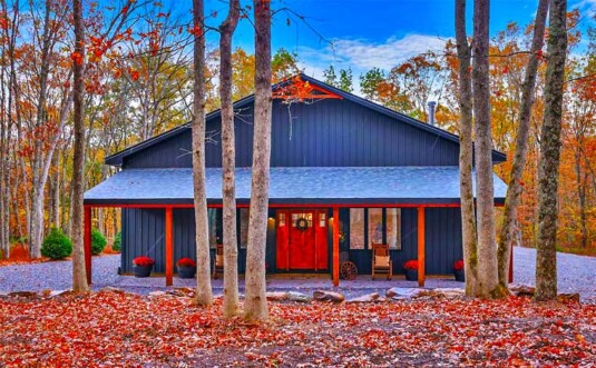 Pocono Barndominium Exterior