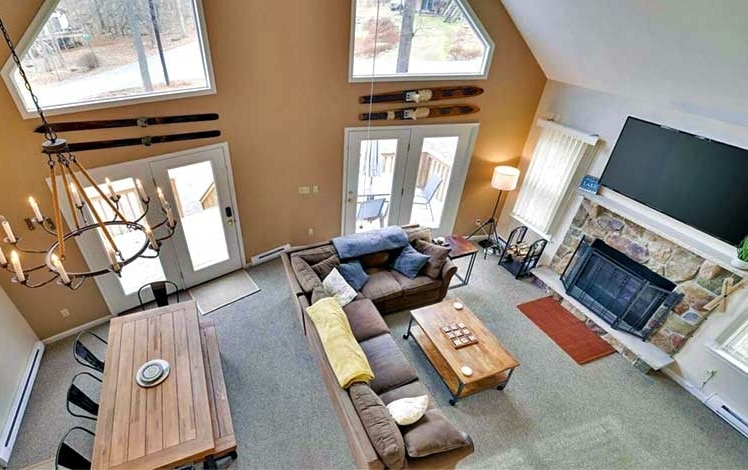 Pocono Mountain House Living Room