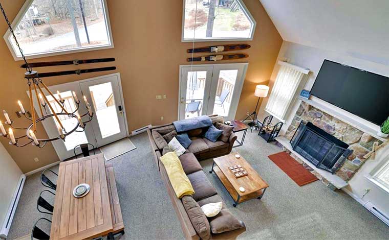 Pocono Mountain House Living Room