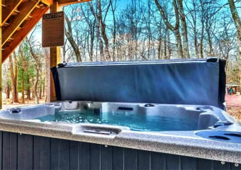 Rainier Hot Tub