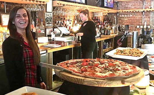 Ravyn and Robyn-Food-Wine-pizza-at-the-bar