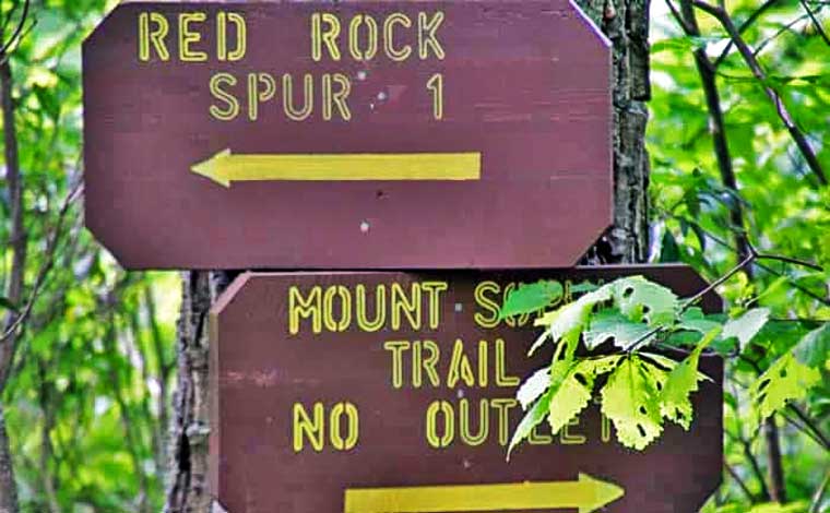 Red Rock Trail Spur Signs