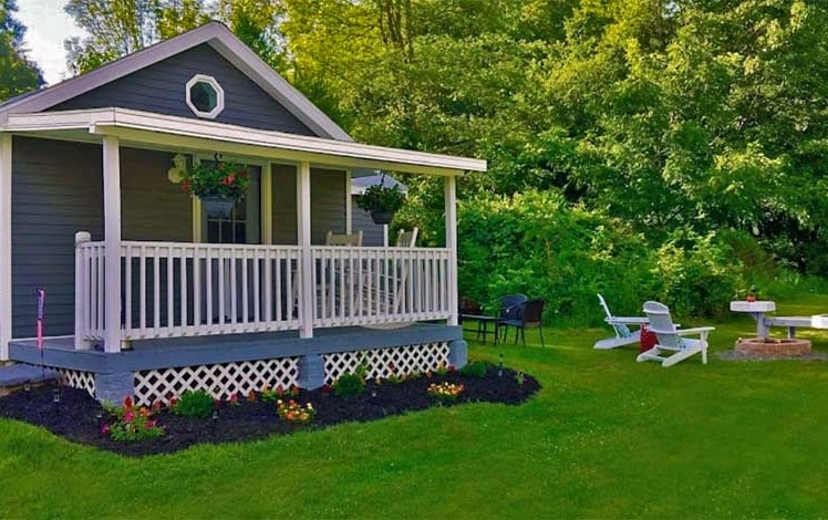 river rail cottage exterior