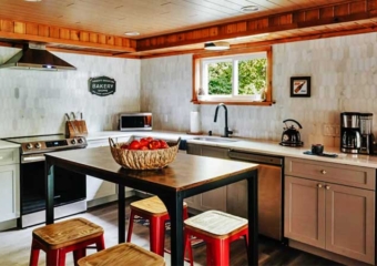 Rockpine Cabin Kitchen