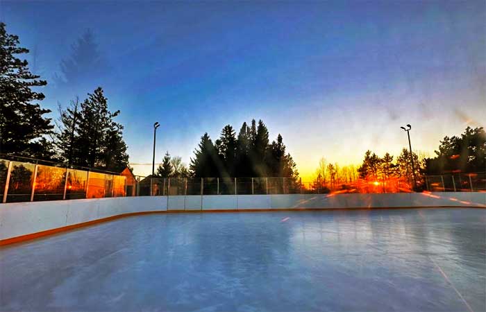 Roscoe Mountain Club Sunset over Ice Rink