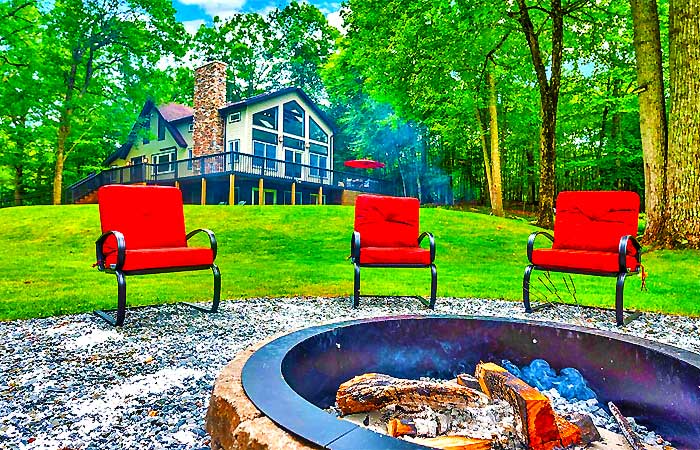 Secluded Cresco Creek House Fire Pit