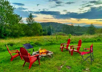 Secluded Mountain View Getaway Fire Pit