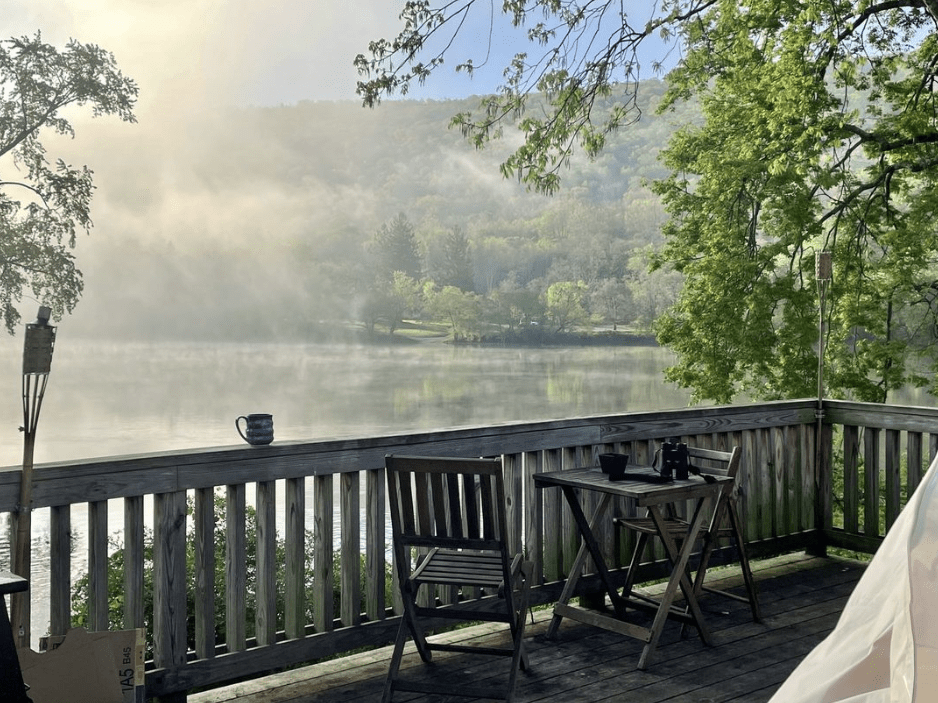 Shawnee Inn Riverside Glamping View of River