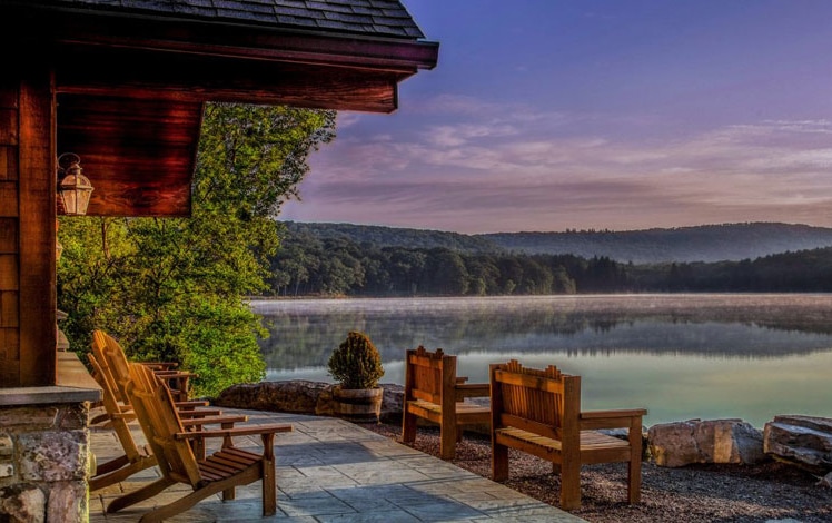 Skytop-Lodge-Meetings-&-Events-lake-view deck and chairs