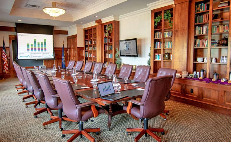 Skytop-Lodge-Meetings-exec-boardroom