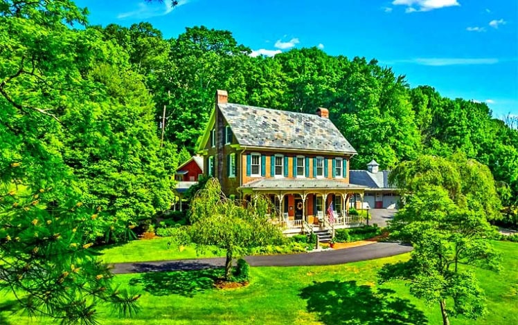 Snowbird Farm Exterior