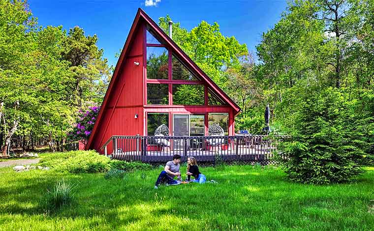 Sojourn Chalet Exterior