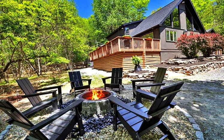 Sojourn Lodge Exterior and Fire Pit