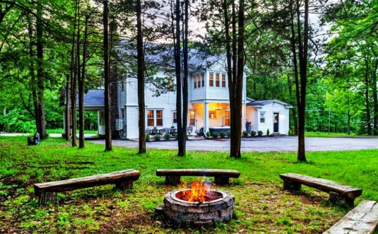 Sterling Manor Retreat Exterior and Fire Pit