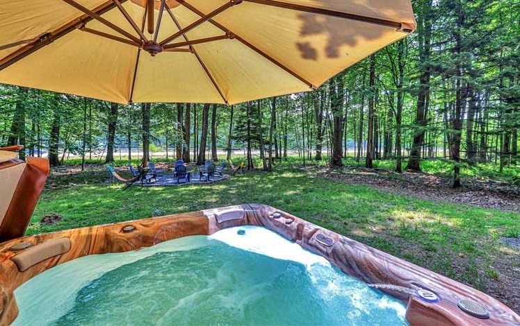 Stillwater Cabin Hot Tub