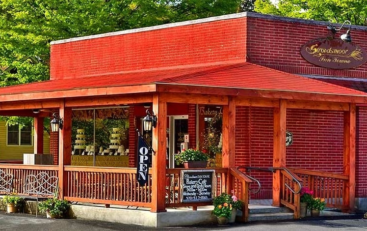 Stroudsmoor Bakery & Cafe Exterior