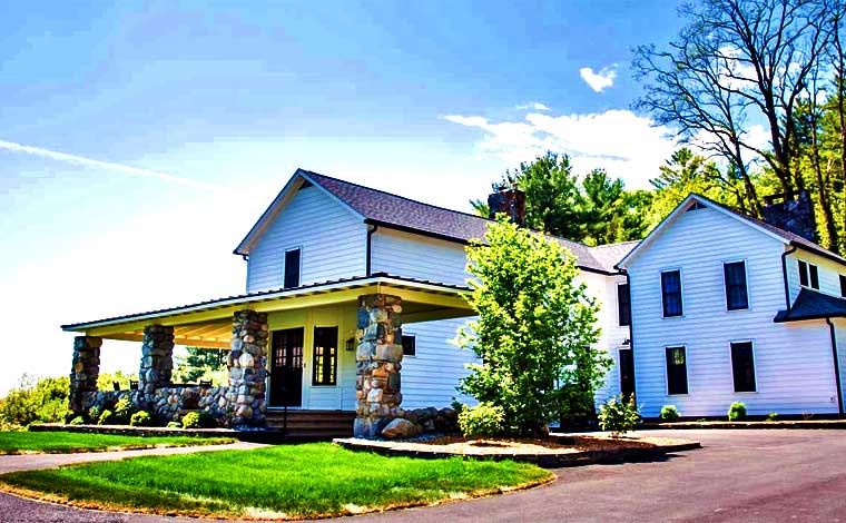 Sylvan Ridge Farmhouse Exterior