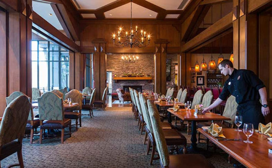 TREE-Restaurant-Woodloch-Lodge-dining-room