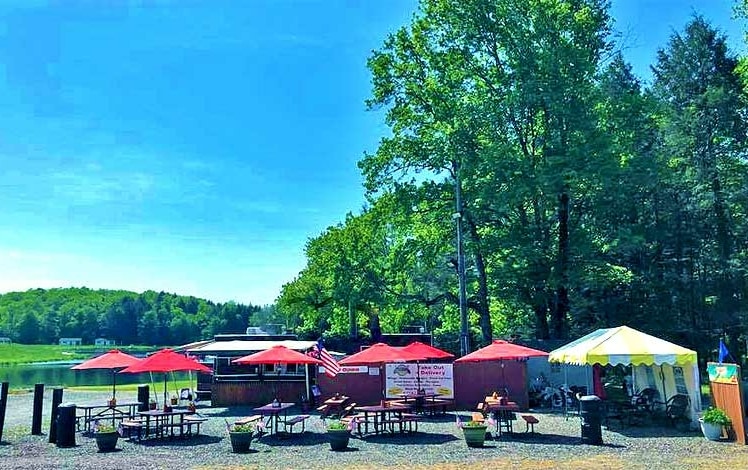 Tailgaters at Lake Genero Picnic Tables