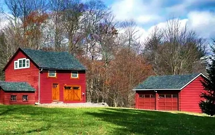 the barn on stoney hollow exterior