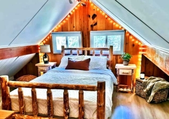 The Bear Cabin Bedroom
