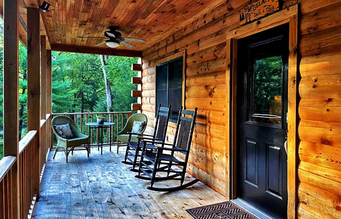 The Cabin on Calkins Creek Front Porch