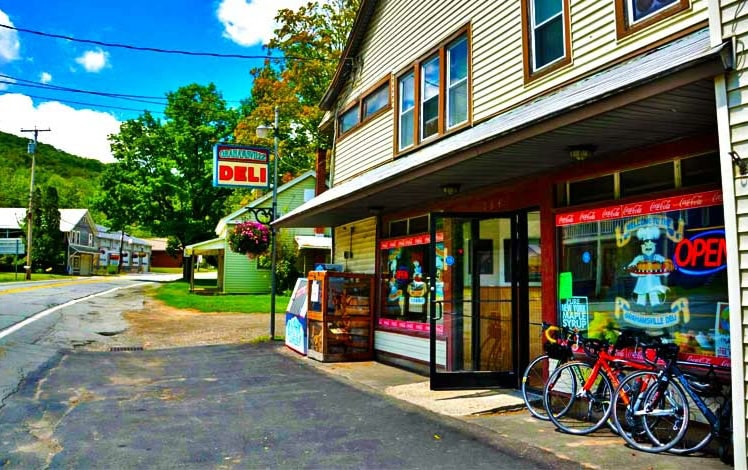 The Grahamsville Deli Exterior