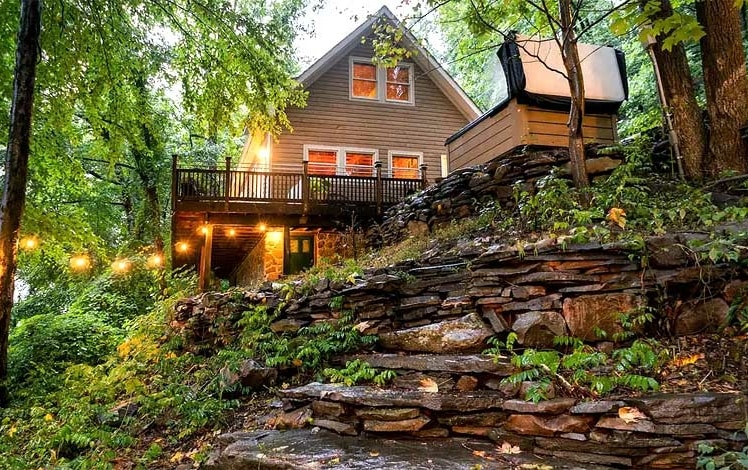 The Hawks Nest cabin exterior and hot tub