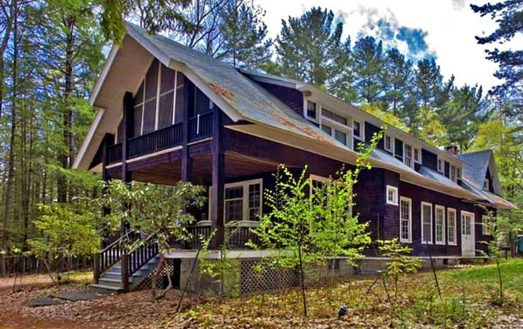 The Lodge at Lacawac exterior