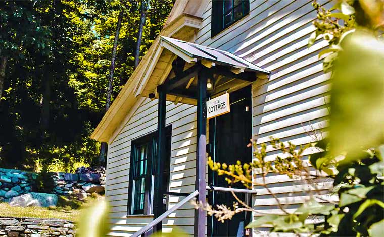 The Starling Cottage front exterior