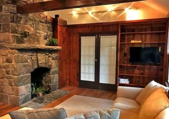 The Thoroughbred Cottage Fireplace