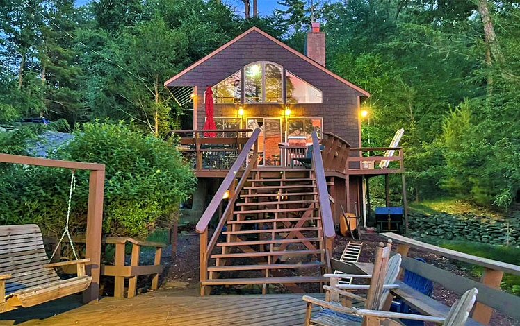 Treehouse on Lake Wallenpaupack front exterior