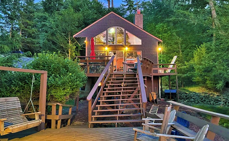 Treehouse on Lake Wallenpaupack front exterior