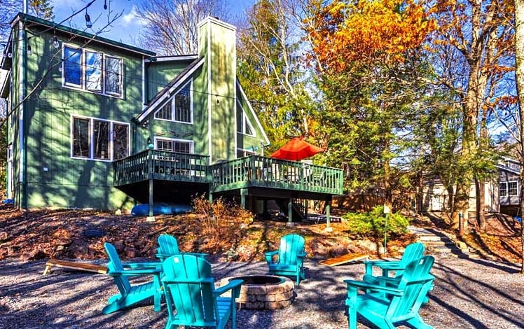 Trout Creek Lodge Exterior